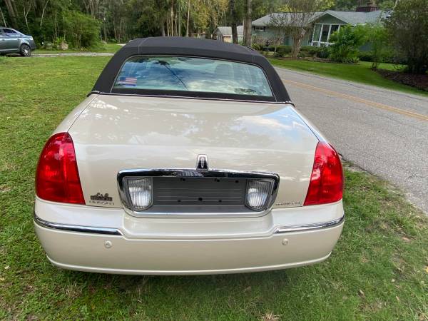 2003 Lincoln Town Car Cartier - cars & trucks - by owner - vehicle... for sale in Ocala, FL – photo 16