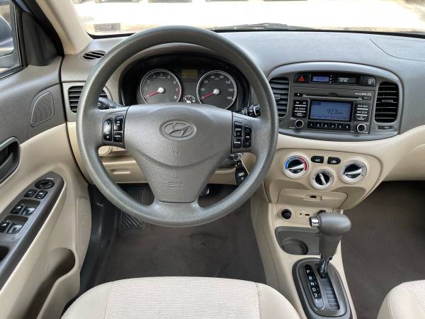 2011 Hyundai Accent GLS - - by dealer - vehicle for sale in Christiansburg, VA – photo 18