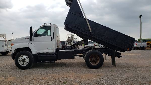 2006 GMC C8500 Single axle Dump Truck Diesel Automatic for sale in Fayetteville, AR – photo 9