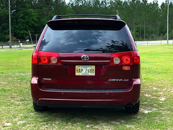 LOADED! 2008 TOYOTA SIENNA XLE - - by dealer for sale in Saucier, MS – photo 4