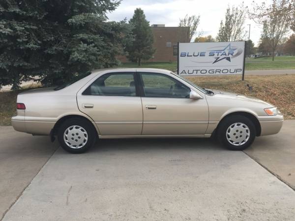 1998 TOYOTA CAMRY LE Automatic 4- Cylinder Sedan BlueTooth Stereo FWD for sale in Frederick, CO – photo 2