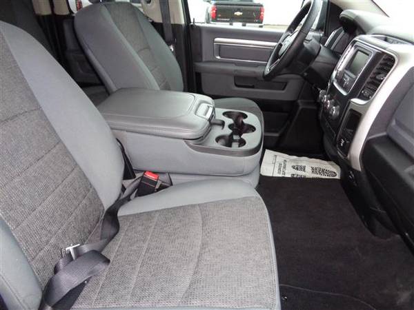 2017 RAM SLT 1500 QUAD CAB 4X4 for sale in Wautoma, WI – photo 12