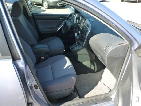2005 TOYOTA MATRIX XR AUTOMATIC RUNS AND DRIVES GOOD-WHOLESALE PRICED for sale in Milford, ME – photo 12