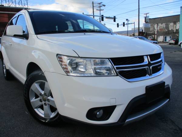 2012 Dodge Journey SXT 3rd Row/Supper Clean & Hot Deal - cars & for sale in Roanoke, VA – photo 3