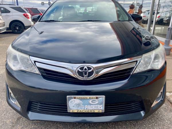 2012 Toyota Camry XLE Sunroof Cloth Local Clean Title Low Miles -... for sale in Wausau, WI – photo 2