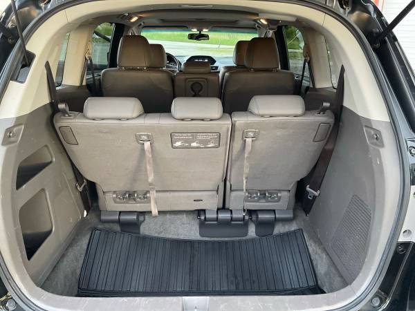 12 Honda Odyssey EX-L for sale in Glendale, KY – photo 8