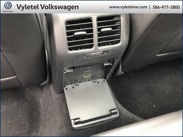 2013 Volkswagen Jetta SportWagen wagon 4dr DSG TDI w/Sunroof & Nav -... for sale in Sterling Heights, MI – photo 12