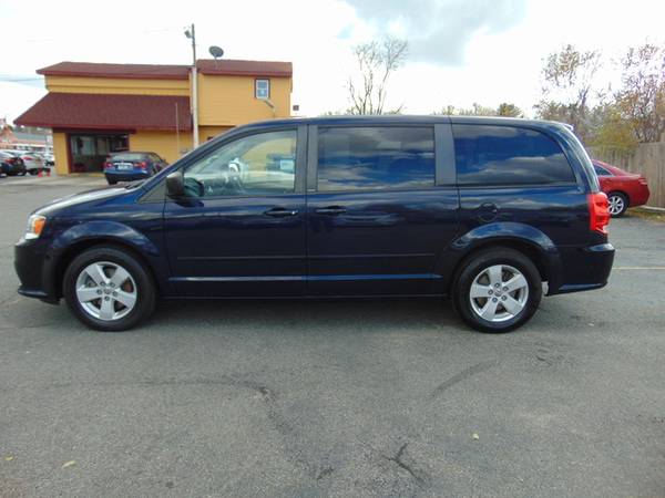 2013 Dodge Grand Caravan SE - cars & trucks - by dealer - vehicle... for sale in South Bend, IN – photo 2