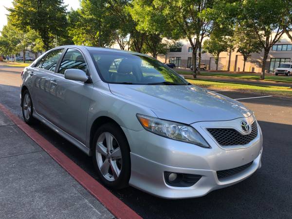 2010 Toyota Camry SE Leather Interior * Well Maintained 26 Records*... for sale in Portland, OR – photo 3