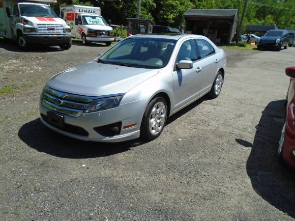 2010 Ford fusion/4 cylinder/64k miles for sale in Douglas, RI – photo 3