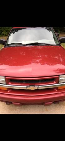 03 Chevy blazer LS 4x4 for sale in Madison , OH – photo 9