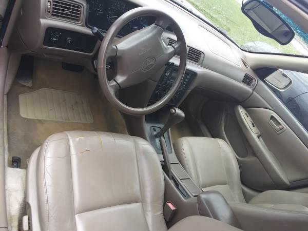 Toyota Camry XLE for sale in Indianapolis, IN – photo 5