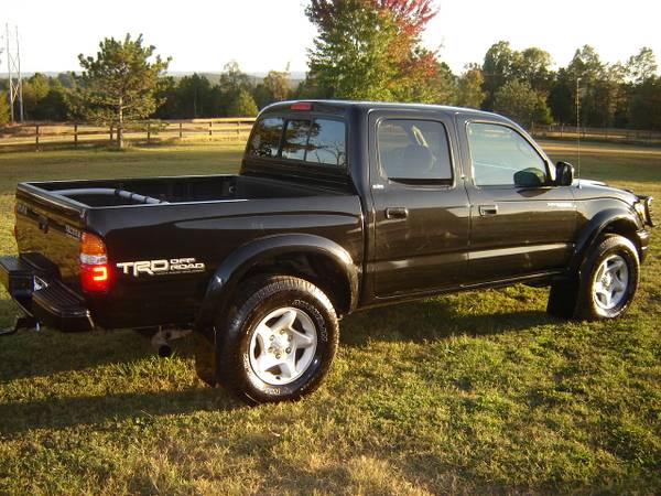2004 TOYOTA TACOMA 4 DOOR TRD LOW MILES - cars & trucks - by owner -... for sale in Mountain Home, AR – photo 8