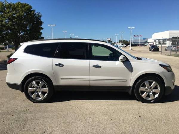 2017 CHEVROLET TRAVERSE...KBB SAYS $29,876...WE SAY $26,286 - cars &... for sale in Green Bay, WI – photo 15