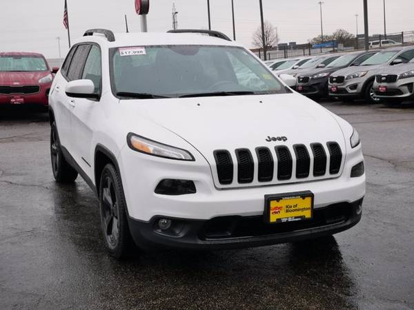 2016 Jeep Cherokee Altitude - - by dealer - vehicle for sale in Bloomington, MN – photo 3
