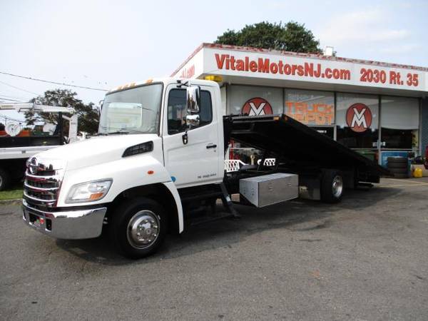 2012 Hino 258 ** SIDE PULLER OPTION ** ROLL BACK TOW TRUCK **LOW -... for sale in south amboy, MI – photo 4