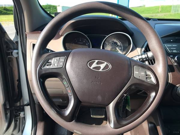 2014 Hyundai Tucson GL Auto FWD for sale in Shippensburg, PA – photo 13
