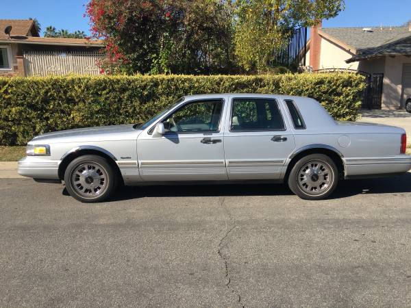 1997 Lincoln Towncar for sale in Rowland Heights, CA – photo 9