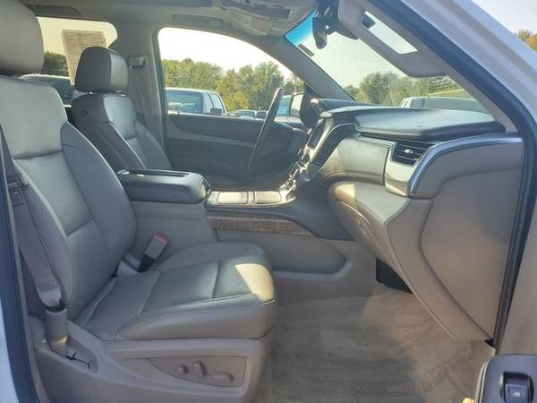 2015 Chevrolet Suburban 4x4 LTZ premium loaded Easy Finance for sale in Lees Summit, MO – photo 4