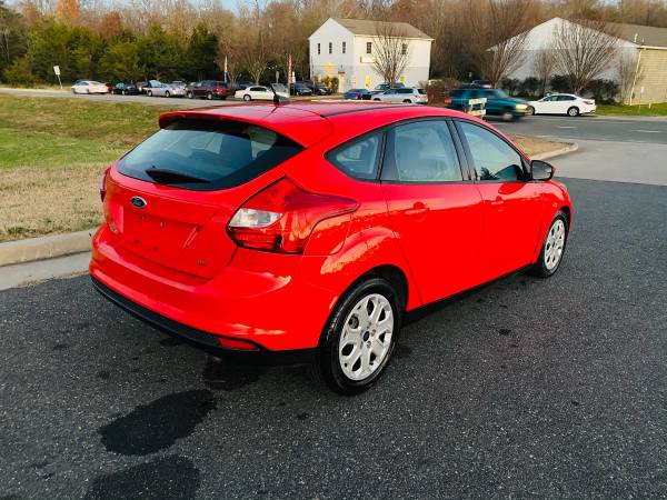 2012 Ford Focus hatchback - cars & trucks - by dealer - vehicle... for sale in Fredericksburg va 22406, District Of Columbia – photo 6