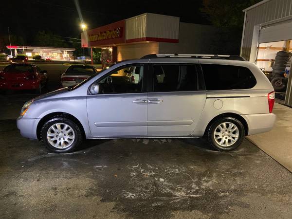 2007 Kia Sedona EX (excellent condition! - - by for sale in Columbus, OH – photo 2