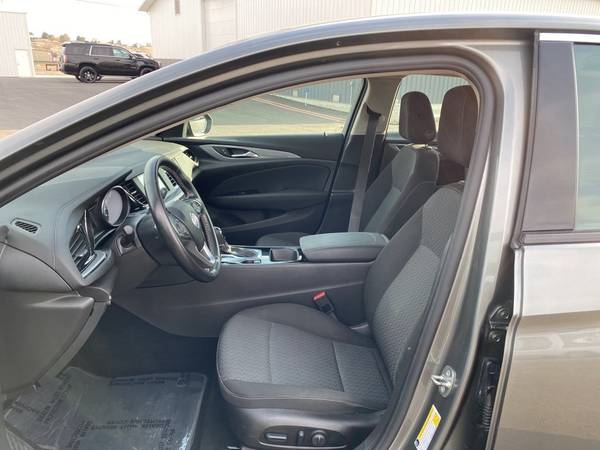 2018 Buick Regal Sportback 4dr Sedan Preferred FWD - cars & for sale in Wenatchee, WA – photo 17