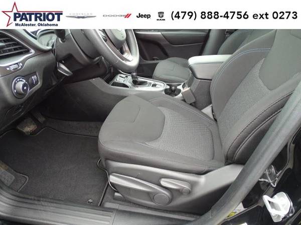 2019 Jeep Cherokee Latitude - SUV - cars & trucks - by dealer -... for sale in McAlester, AR – photo 12
