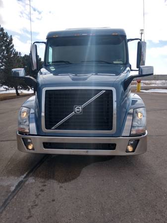 2013 Volvo VNL64T630 Sleeper Tractor #83090 - cars & trucks - by... for sale in Fond Du Lac, WI – photo 8