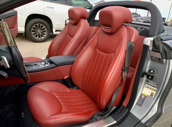 2011 Mercedes SL550 AMG Hard Top Convertible SHOW STOPPER ! WOW for sale in Austin, TX – photo 22