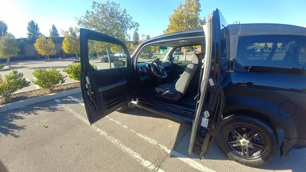 2006 Honda Element LX Sport Utility 4D - cars & trucks - by owner -... for sale in King City, CA – photo 5