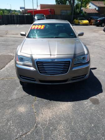 2014 Chrysler 300 - - by dealer - vehicle automotive for sale in Memphis, TN – photo 2