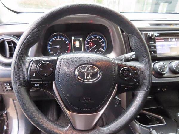 2018 Toyota RAV4 LE - SUV - - by dealer - vehicle for sale in Cincinnati, OH – photo 13