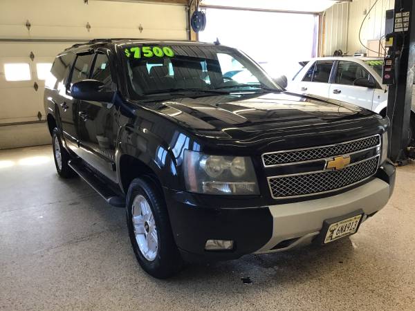** 2009 CHEVROLET SUBURBAN LT 1500 4DR 4WD 5.3L V8 LEATHER ** for sale in Cambridge, MN – photo 2