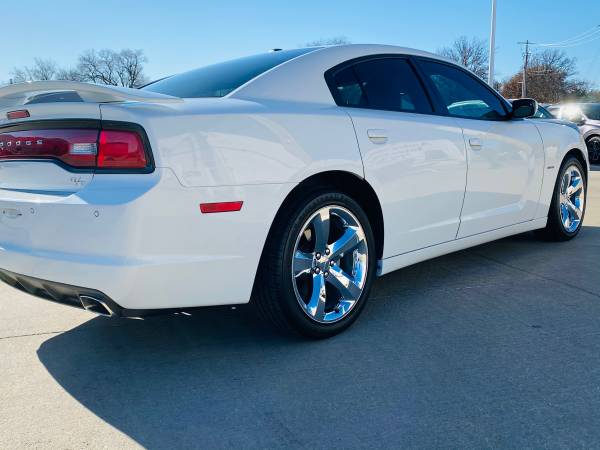 LEATHER LOADED SUPER 13’ CLEAN DODGE CHARGER - cars & trucks - by... for sale in Wichita, KS – photo 4