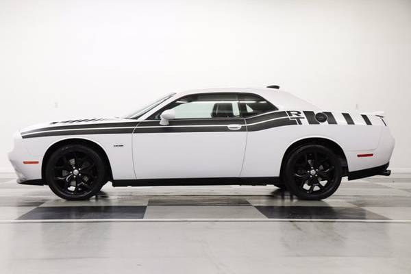 LOADED White CHALLENGER * 2015 Dodge R/T Plus* Coupe *SUNROOF - GPS*... for sale in Clinton, MO – photo 18
