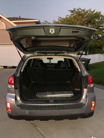 2011 Subaru Outback 2.5i limited for sale in Pocatello, ID – photo 9