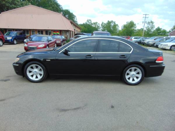 2006 BMW 750I LEATHER V8 LOADED MOON NEWER TIRES CLEAN IN/OUT BLACK... for sale in Union Grove, IL – photo 2