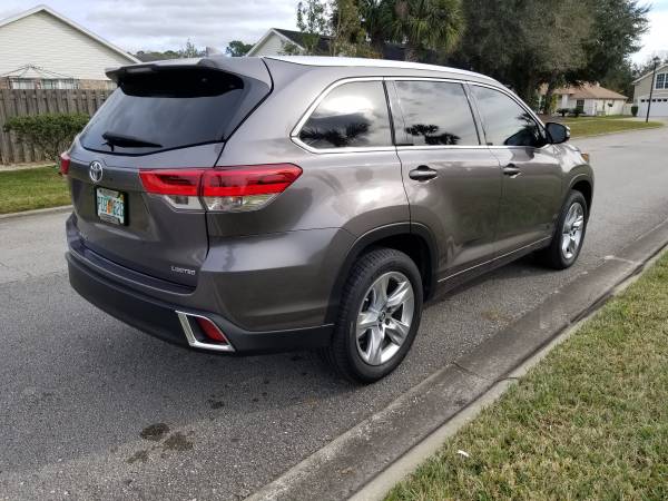 2017 Toyota Highlander LIMITED Platinum, Third Row Seat, Like NEW! -... for sale in Jacksonville, FL – photo 7