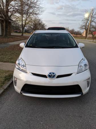 2015 Toyota Prius Persona Series - cars & trucks - by owner -... for sale in Riverton, MO – photo 3