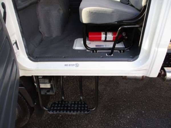 2018 Isuzu NPR HD GAS CREW CAB CHASSIS, CREW CAB, GAS, 23 MILES for sale in South Amboy, NY – photo 18