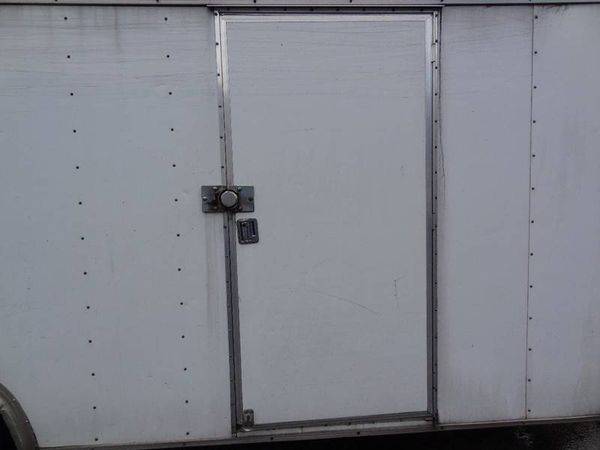 2013 WELLS ROAD FORCE TRAILER 8.5 X 20.4 ENCLOSED CARGO 10000LB... for sale in Miami, FL – photo 12