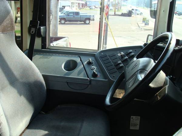 2012 INTERNATIONAL BUS DIESEL 28-30 PASSENGER - STOCK #925 - ABSOLUTE for sale in Guys, MS – photo 8