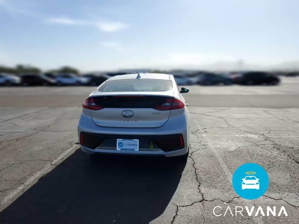 2018 Hyundai Ioniq Hybrid SEL Hatchback 4D hatchback Silver -... for sale in Phoenix, AZ – photo 9