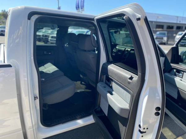 2014 Ford F-150 F150 F 150 XLT SuperCrew - - by dealer for sale in Petaluma , CA – photo 11