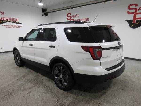 2018 FORD EXPLORER SPORT 4X4 - - by dealer - vehicle for sale in Des Moines, IA – photo 2