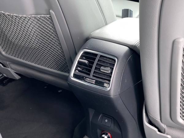 2018 Audi Q3 Premium Sport Utility 4D suv Black - FINANCE ONLINE -... for sale in Fort Lauderdale, FL – photo 20