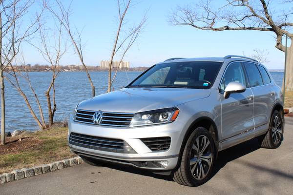 2017 Volkswagen Touareg V6 Wolfsburg Edition - cars & trucks - by... for sale in Great Neck, NY – photo 4
