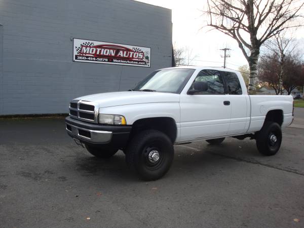 2001 DODGE RAM 2500 QUAD DOOR SHORTBOX 4X4 5.9 GAS V8 AUTO LEATHER... for sale in LONGVIEW WA 98632, OR – photo 2