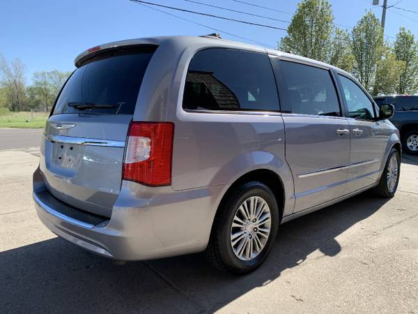 2014 Chrysler Town Country 4dr Wgn Touring w/Leather for sale in Flint, MI – photo 6