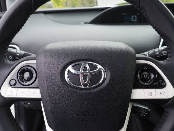 2018 Toyota Prius Three - - by dealer - vehicle for sale in Asheboro, NC – photo 23